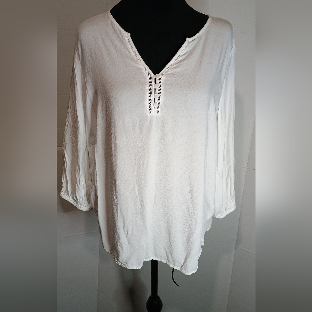 Liz Claiborne Women's White V-Neck Blouse Size Large